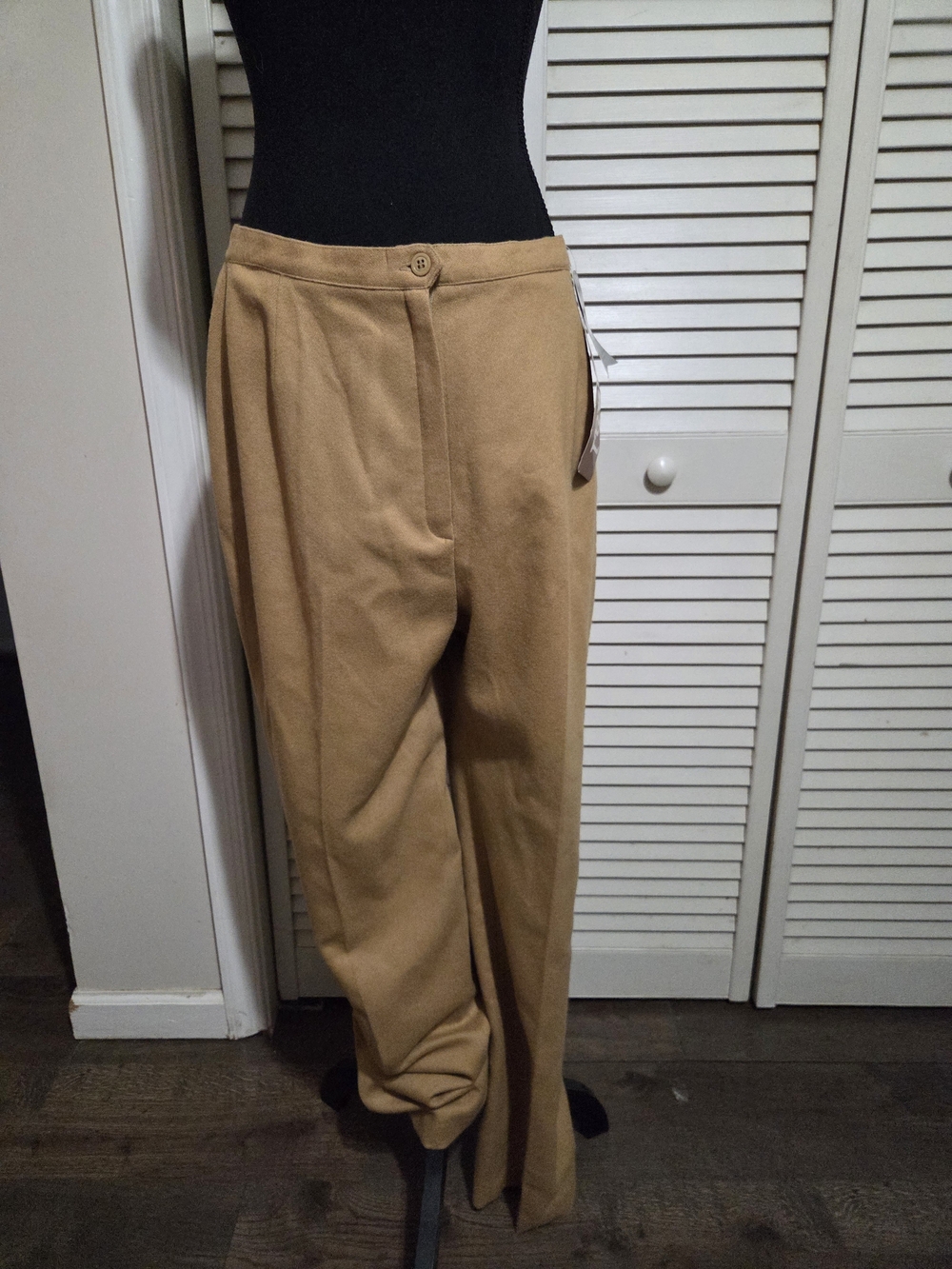 Vintage- NWT-Leslie Fay Camel/Tan Tailored Trousers